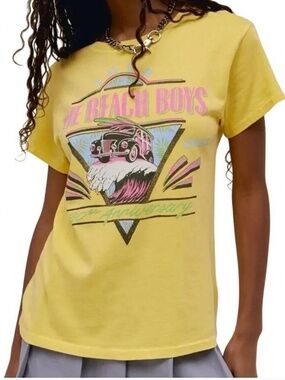 DAYDREAMER Iconic Beach Boys 30th Anniversary Tour Graphic Tee